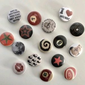 Pin Nama Custom Elegant